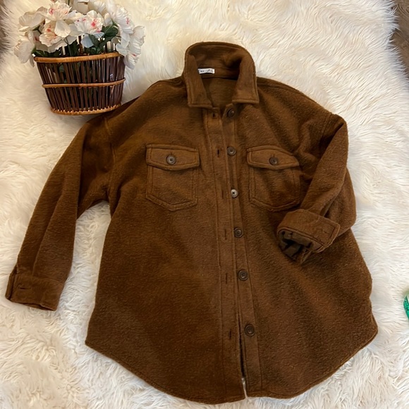 Dex shacket - Picture 1 of 5